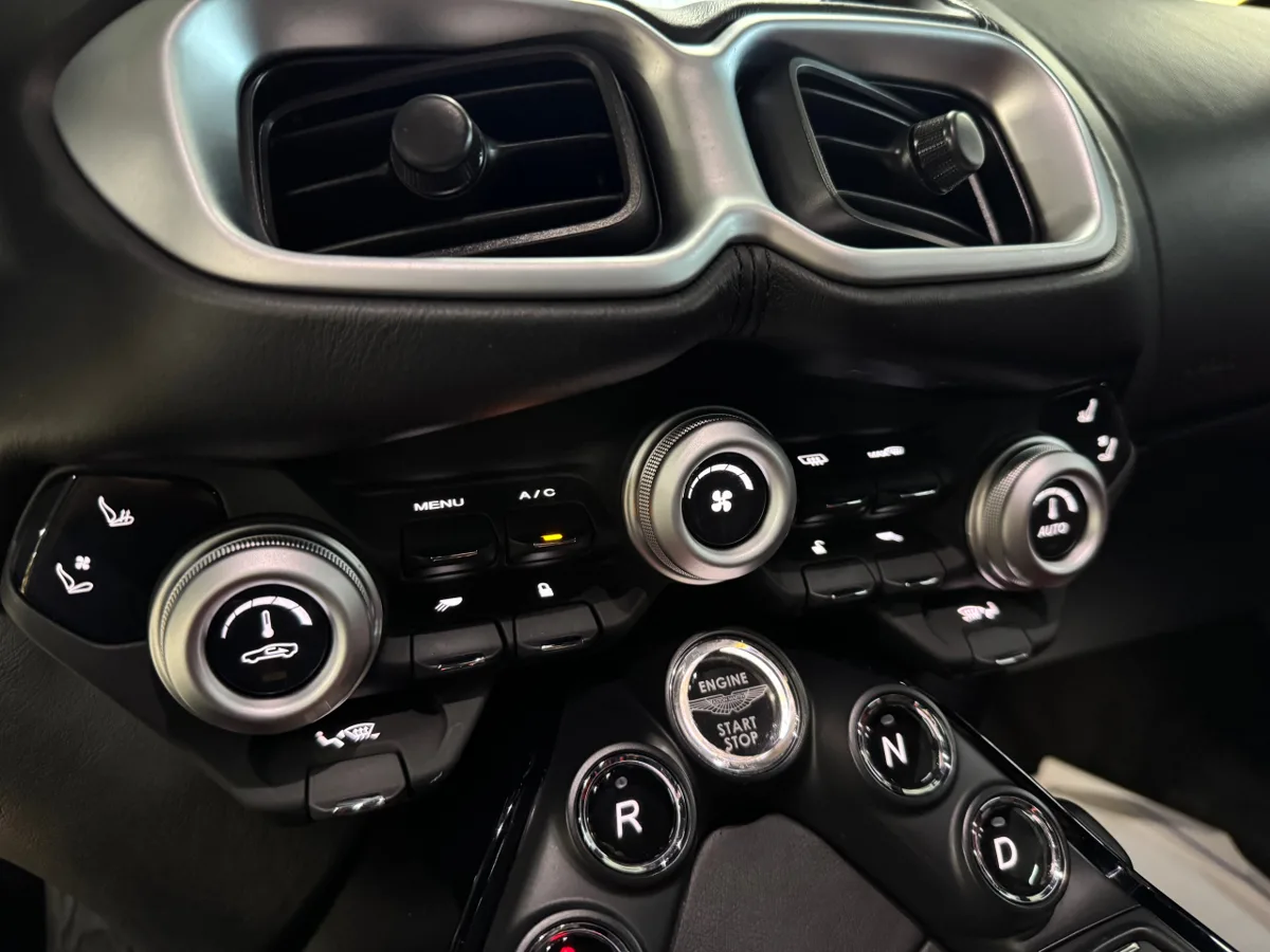 Aston Martin Vantage interior detail