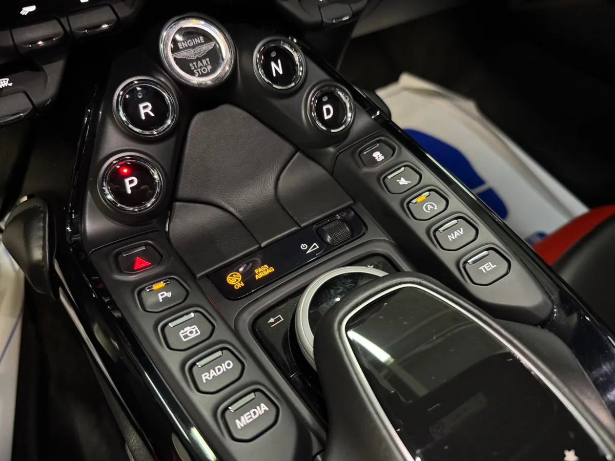 Aston Martin Vantage interior detail