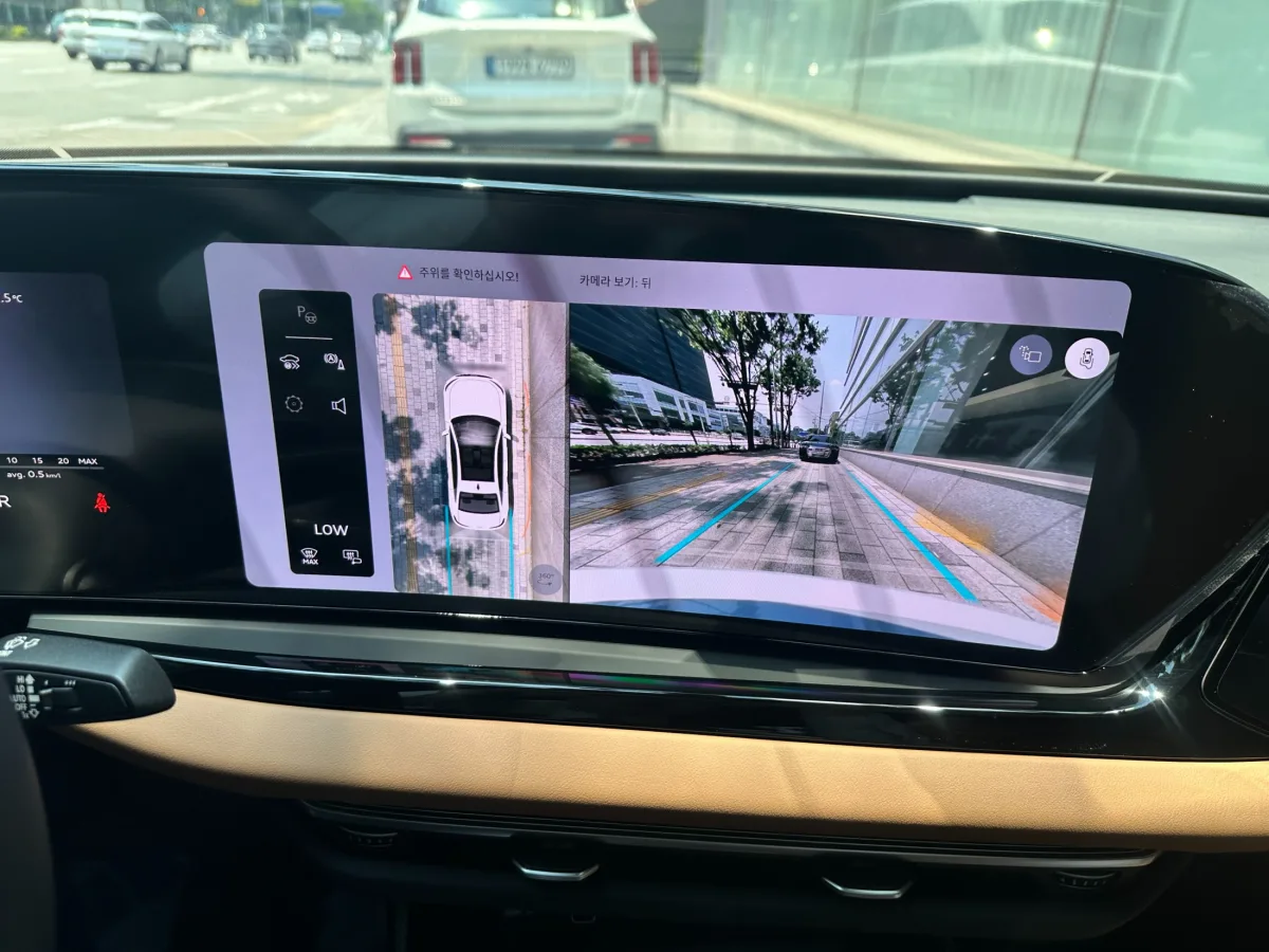 Audi A6 interior detail