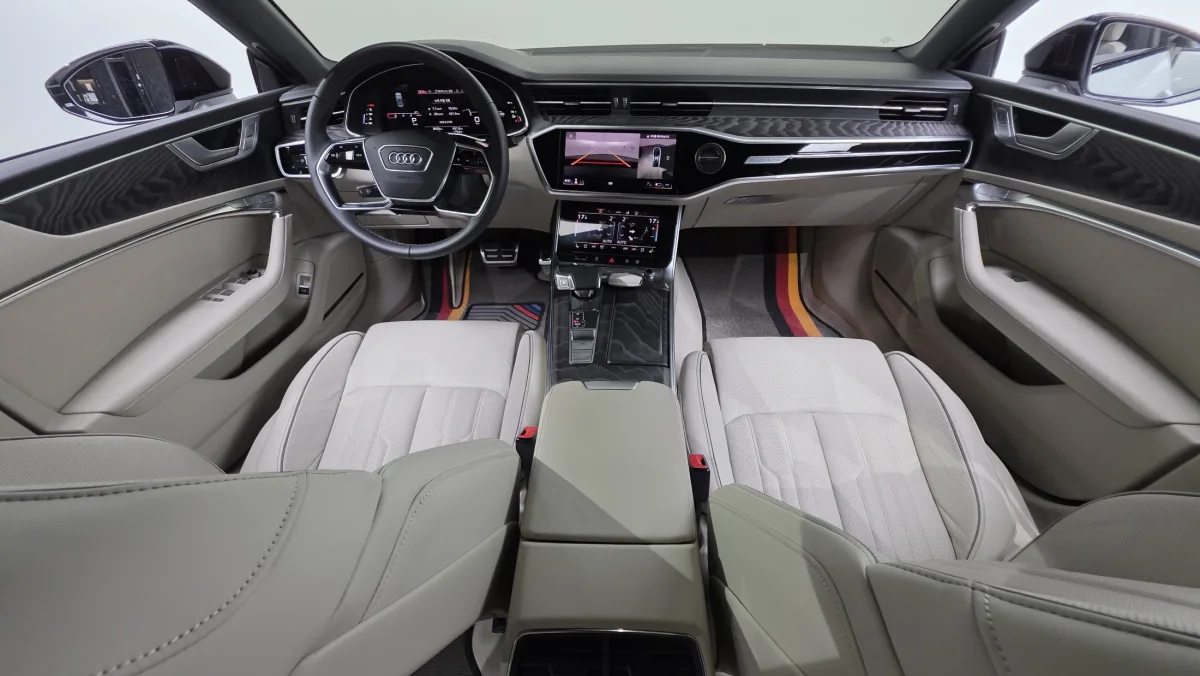 Audi A7 interior detail