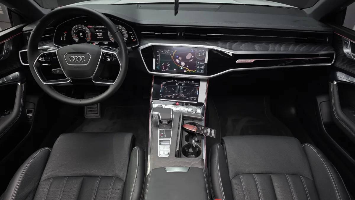 Audi A7 interior detail