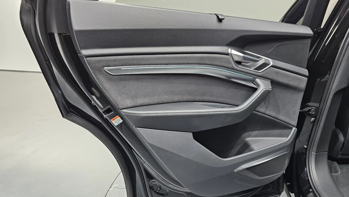 Audi e-tron interior detail