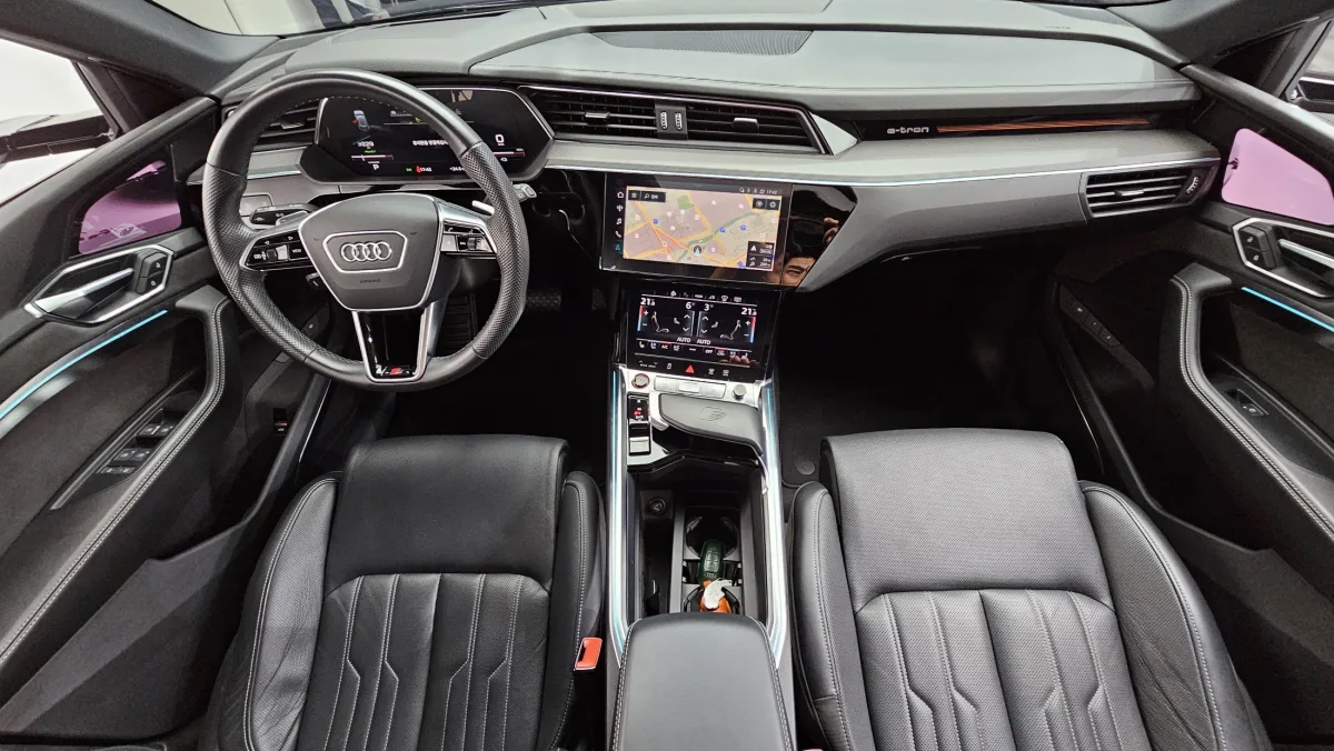 Audi e-tron interior detail