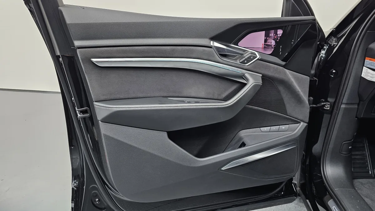 Audi e-tron interior detail