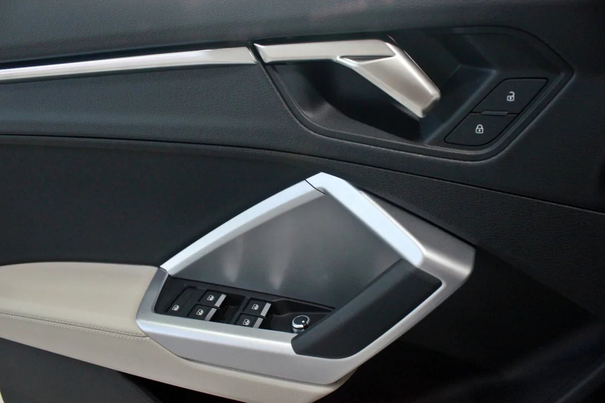 Audi Q3 interior detail
