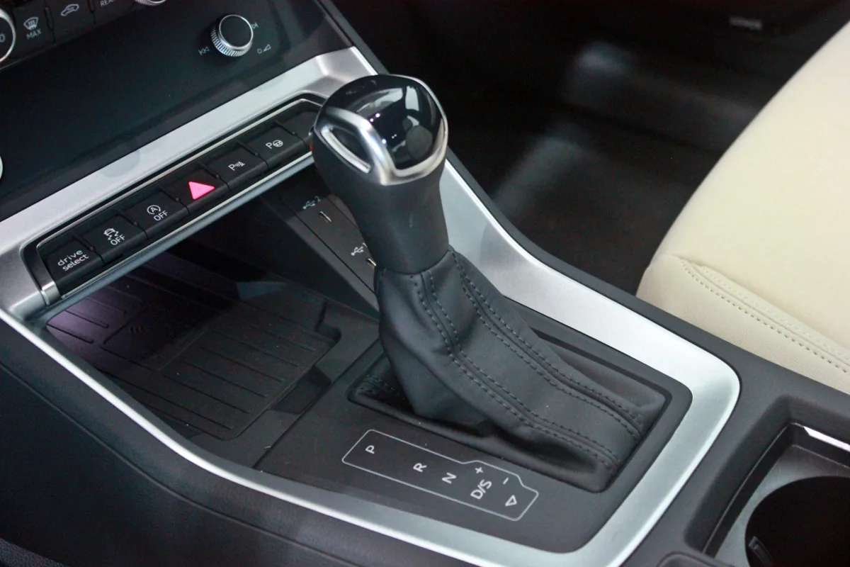 Audi Q3 interior detail