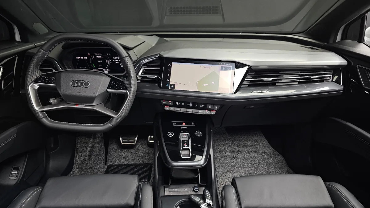 Audi Q4 e-tron interior detail