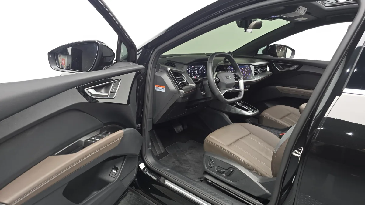 Audi Q4 e-tron interior detail