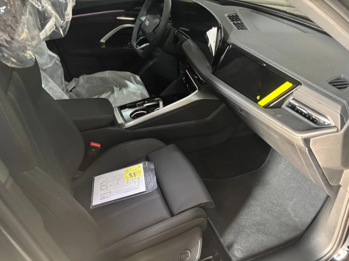 Audi Q5 interior detail