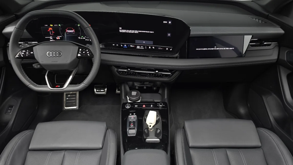 Audi Q6 e-tron interior detail