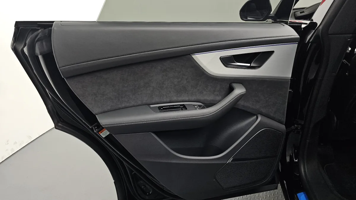 Audi Q8 interior detail