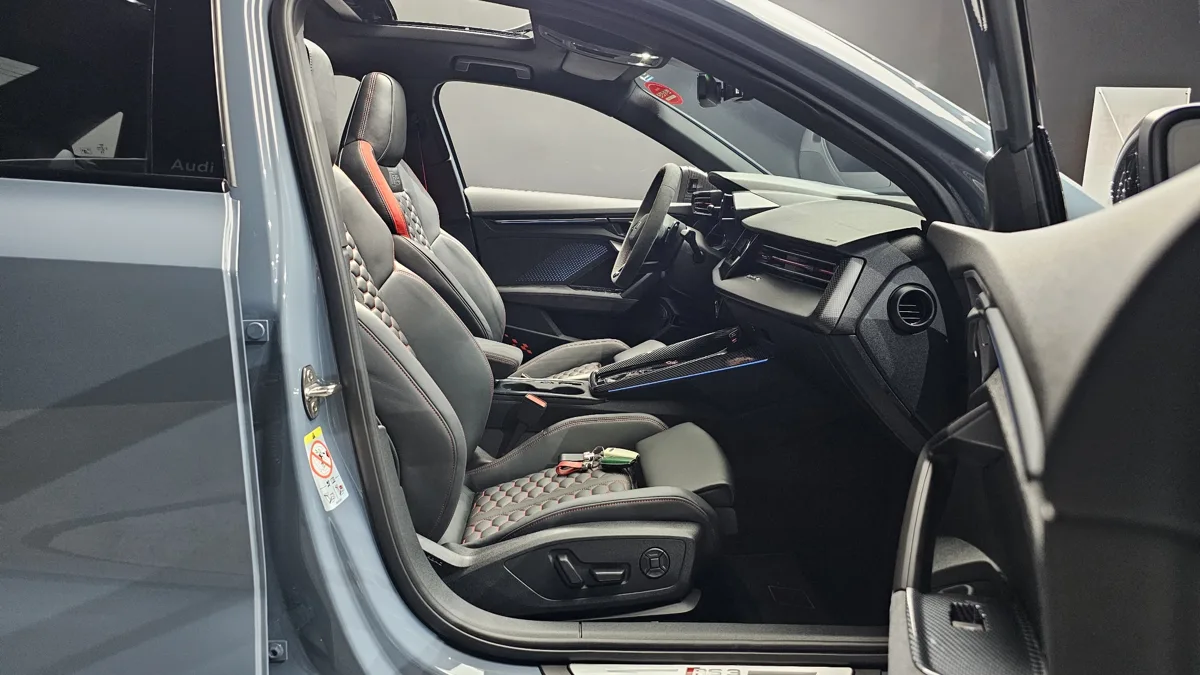 Audi RS3 interior detail