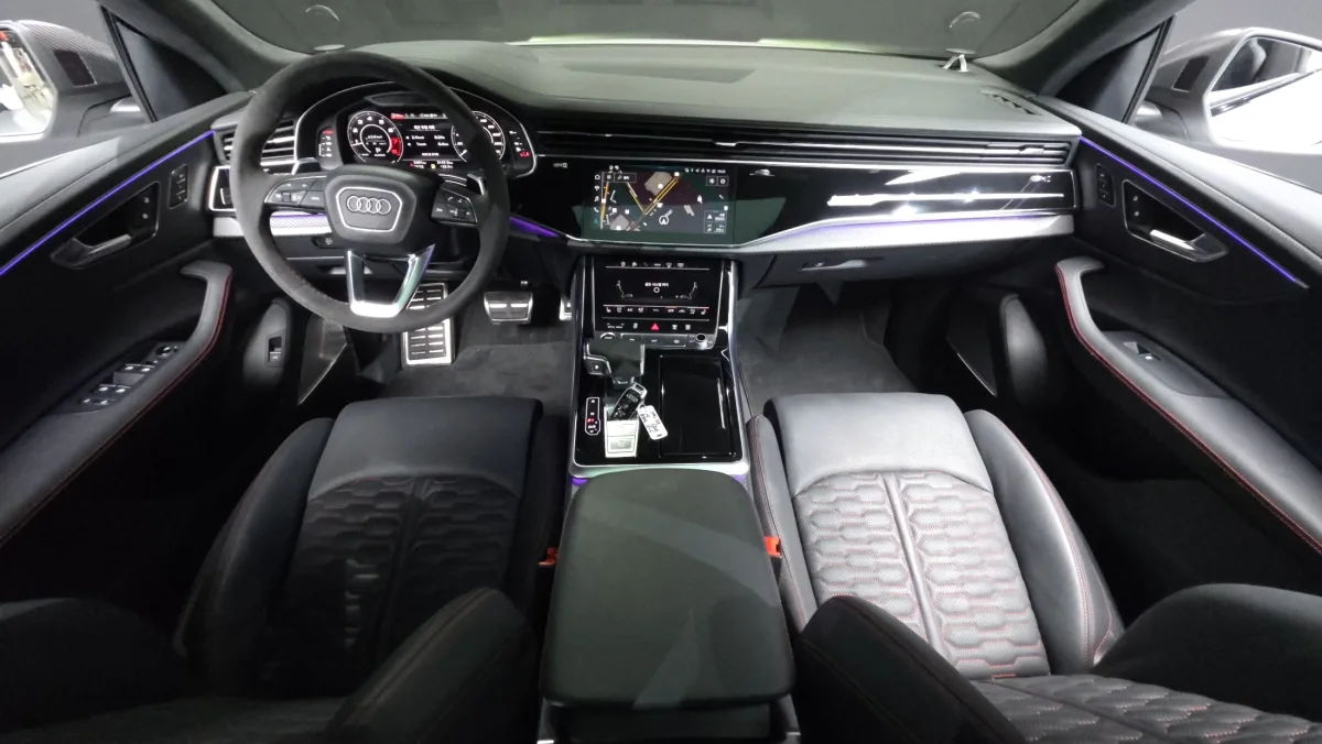 Audi RSQ8 interior detail