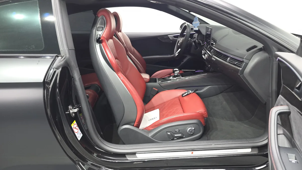 Audi S5 interior detail