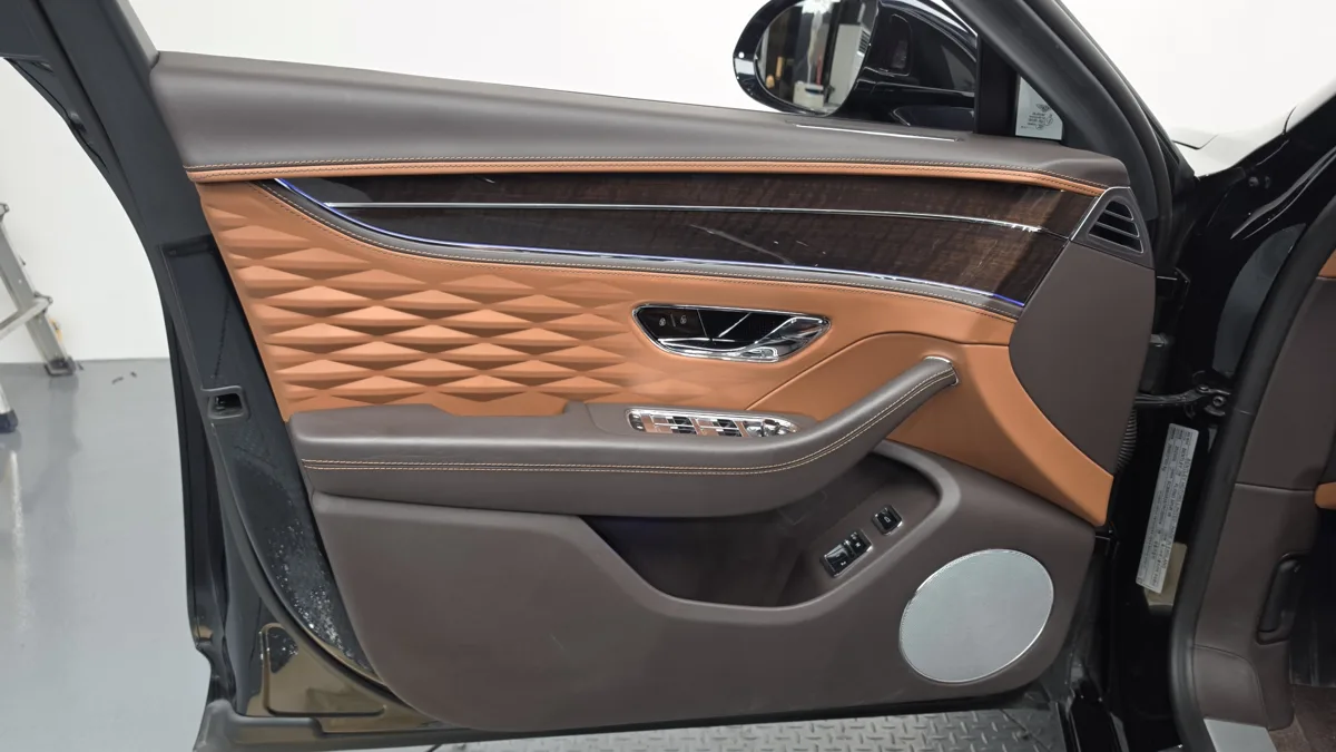 Bentley Flying Spur interior detail