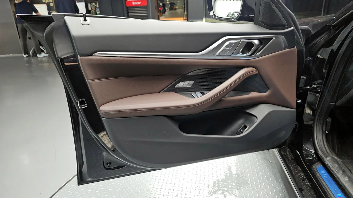 BMW 4 Series interior detail