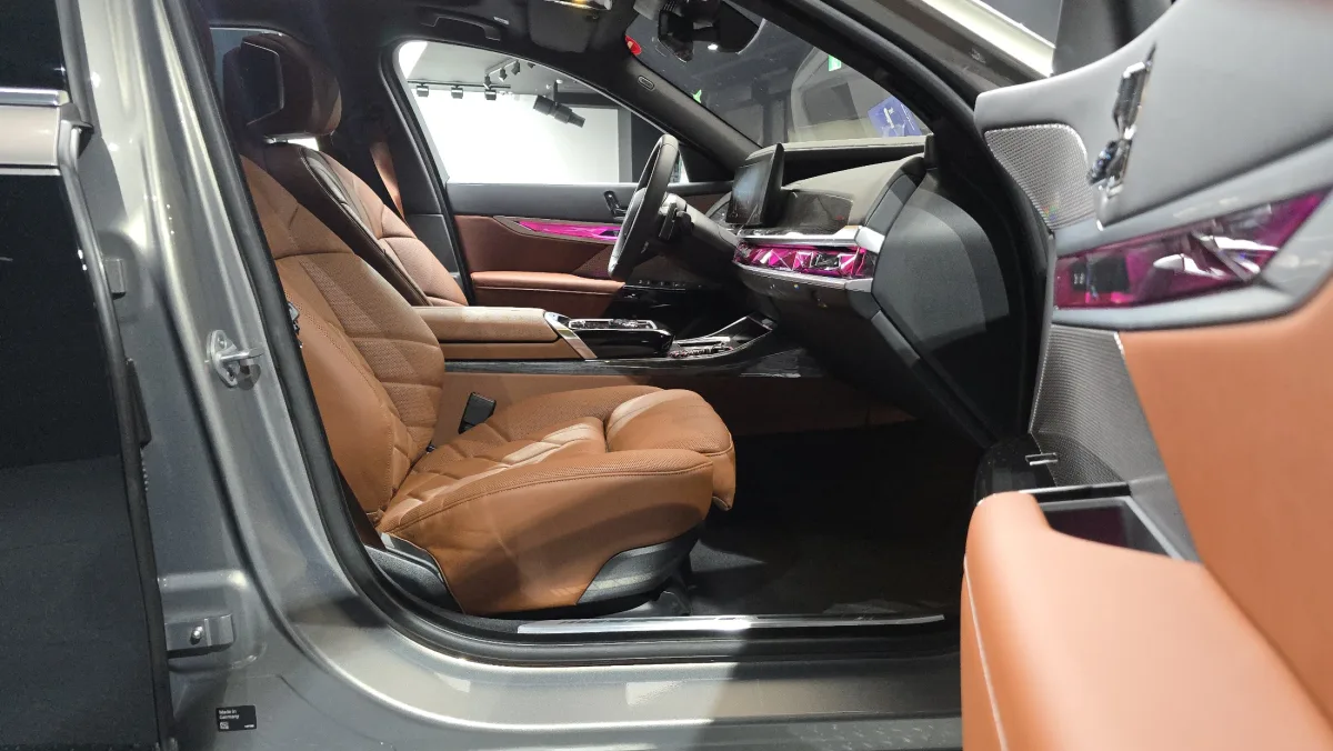 BMW 7 Series interior detail