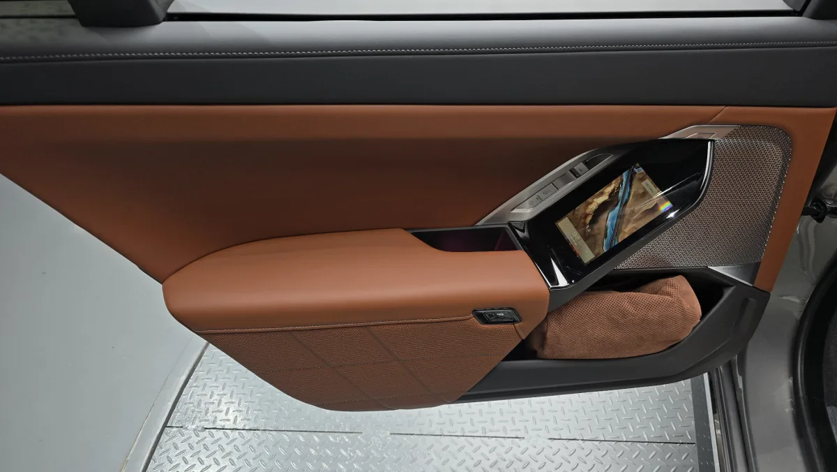 BMW 7 Series interior detail
