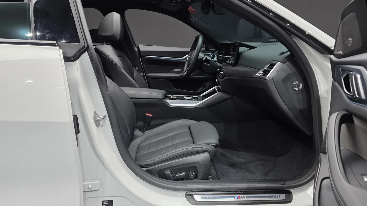 BMW i4 interior detail