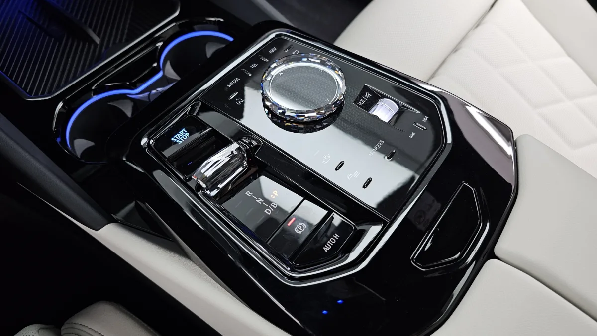 BMW i5 interior detail
