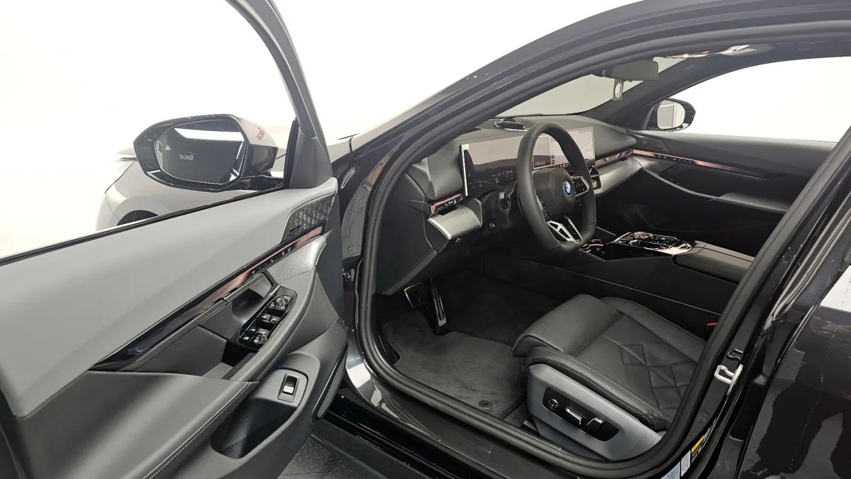BMW i5 interior detail