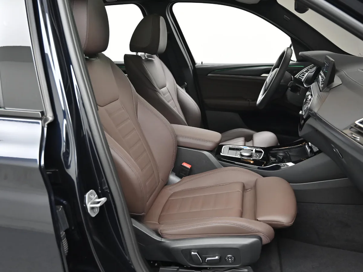 BMW iX3 interior detail