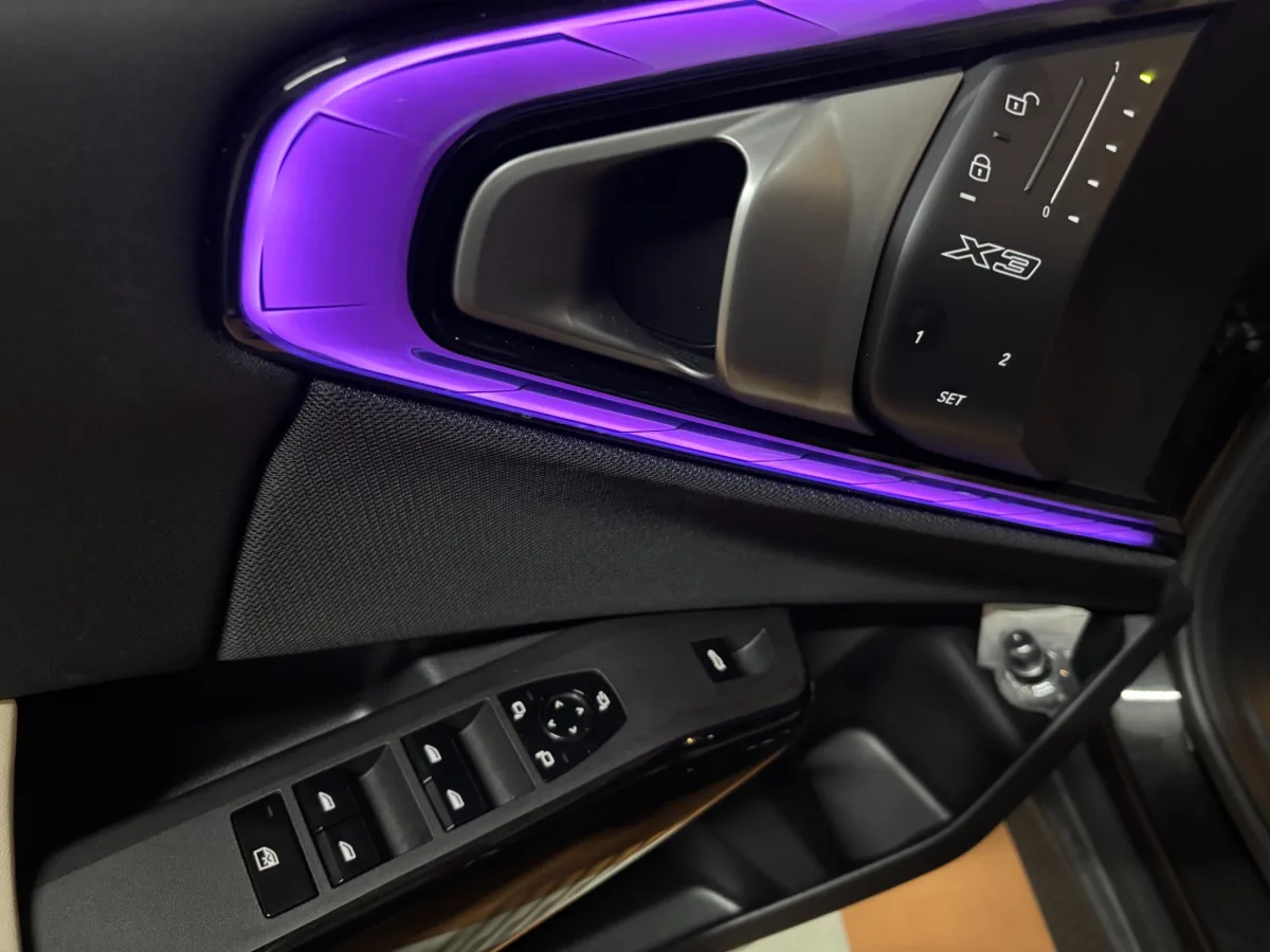 BMW X3 interior detail
