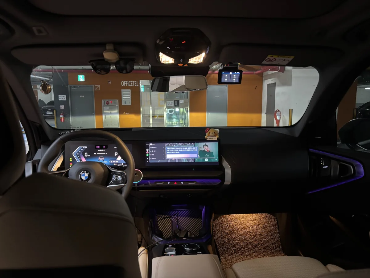BMW X3 interior detail