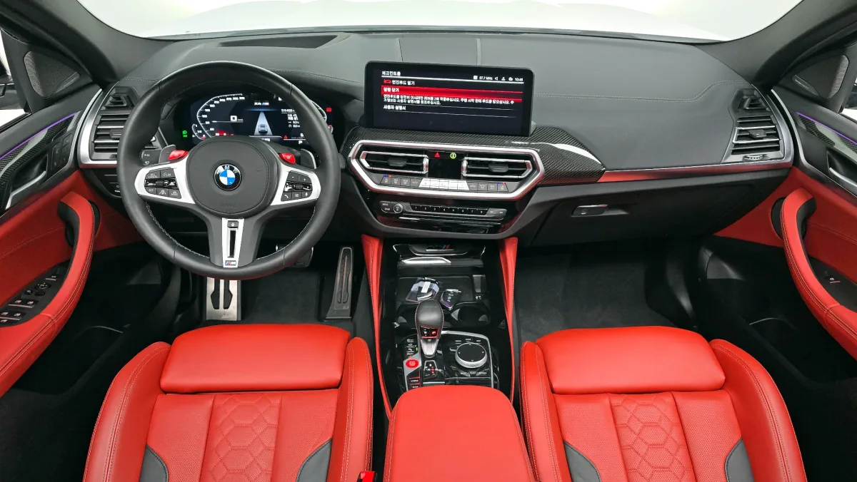 BMW X4M interior detail