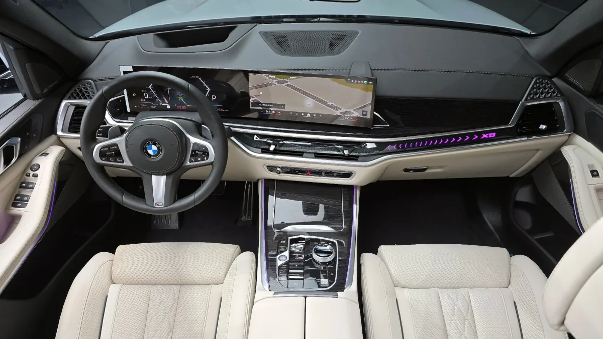 BMW X5 interior detail