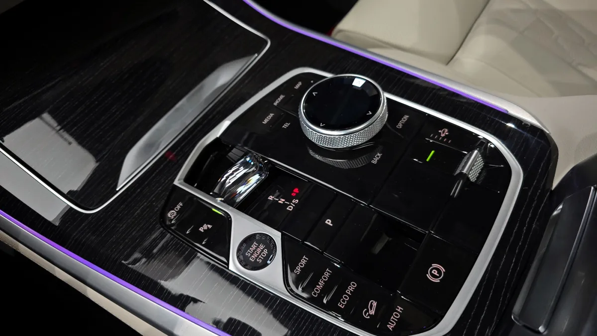 BMW X5 interior detail