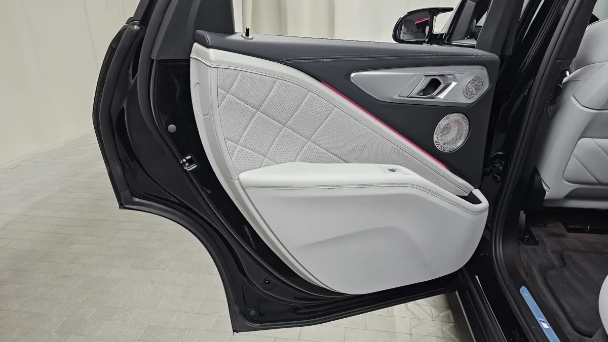 BMW XM interior detail