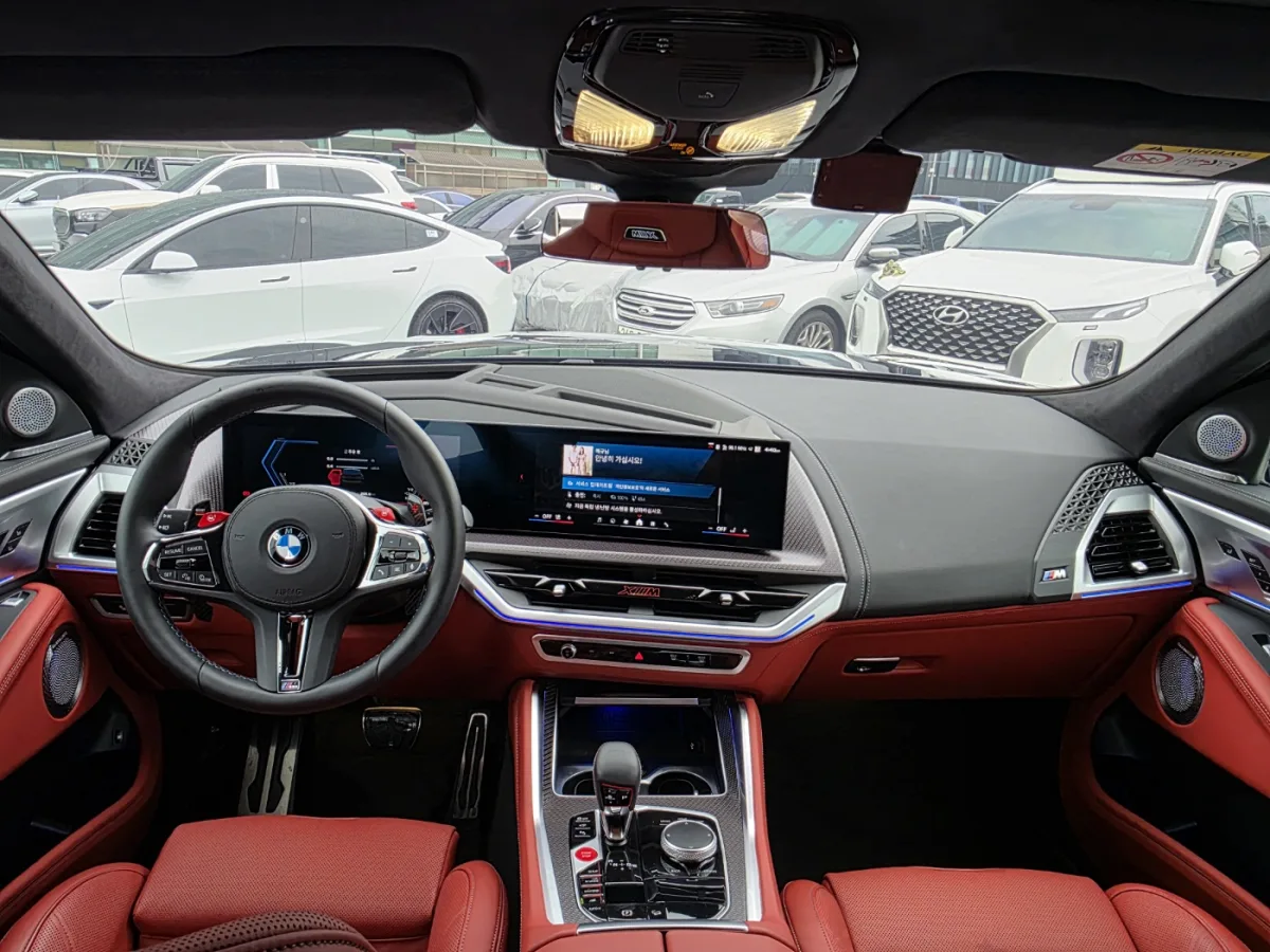 BMW XM interior detail