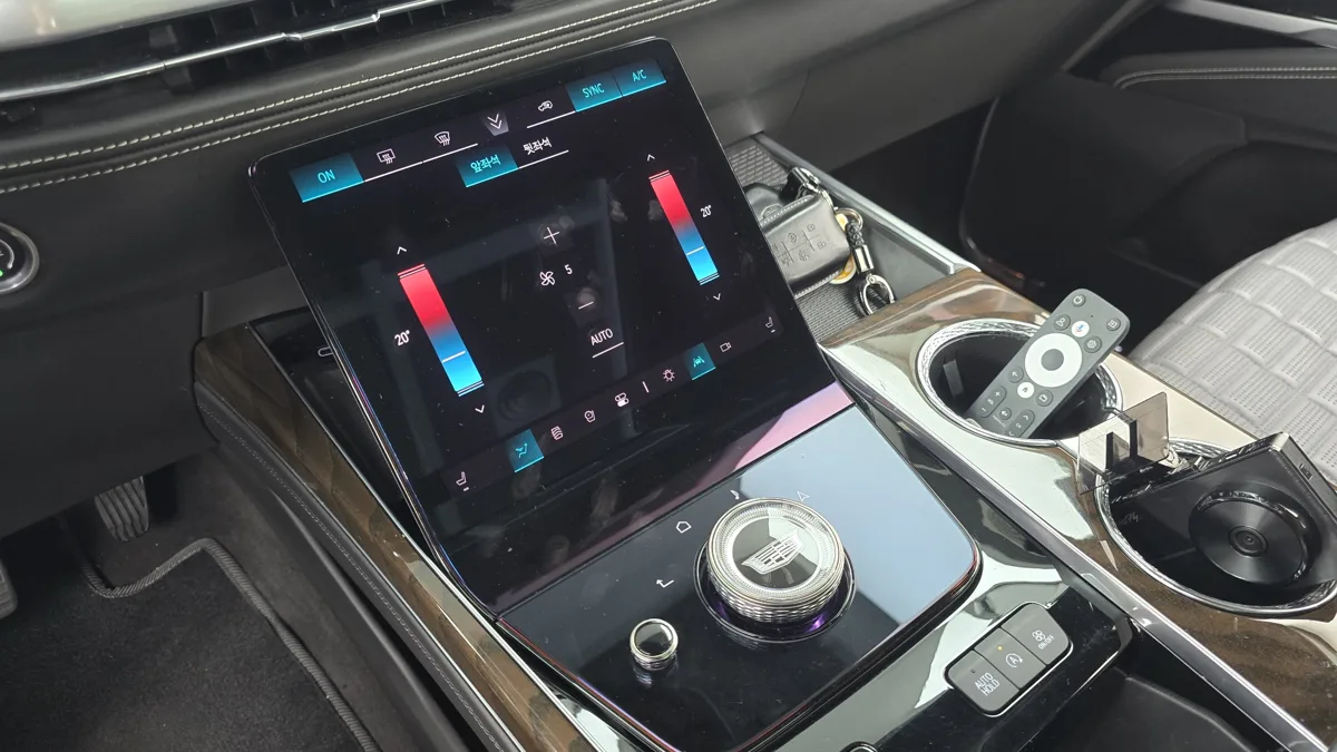 Cadillac Escalade interior detail