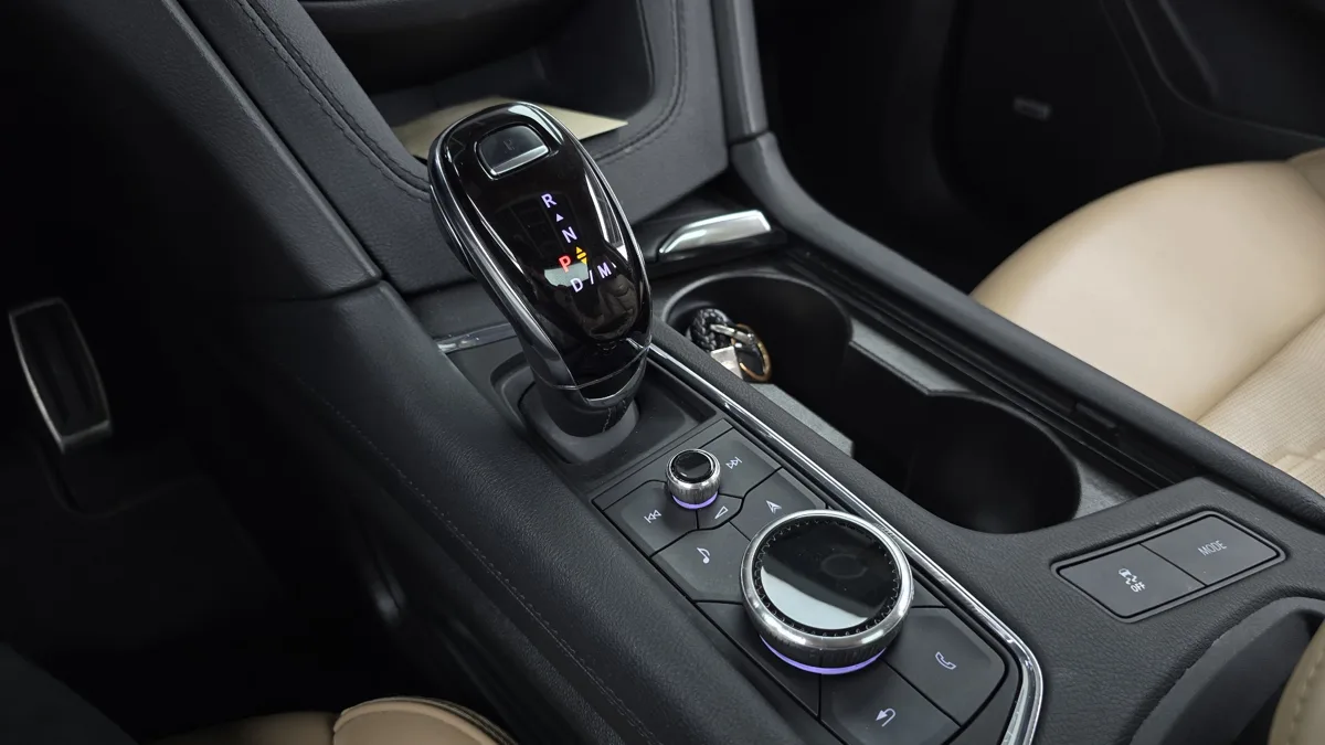 Cadillac XT6 interior detail