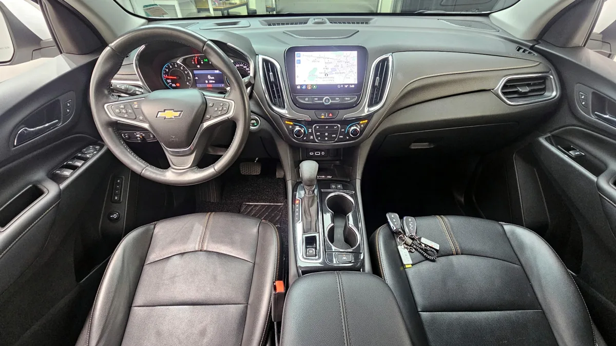 Chevrolet (GM Korea) Equinox interior detail