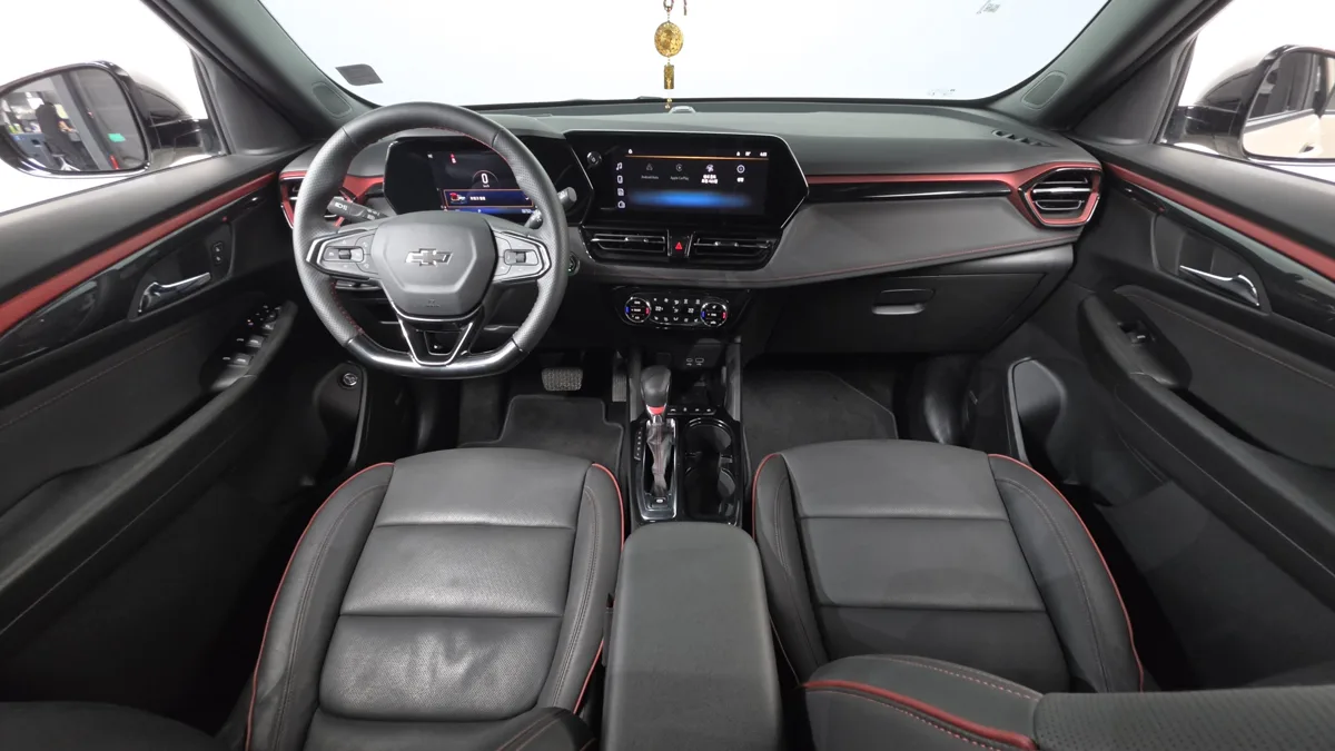 Chevrolet (GM Korea) Trailblazer interior detail