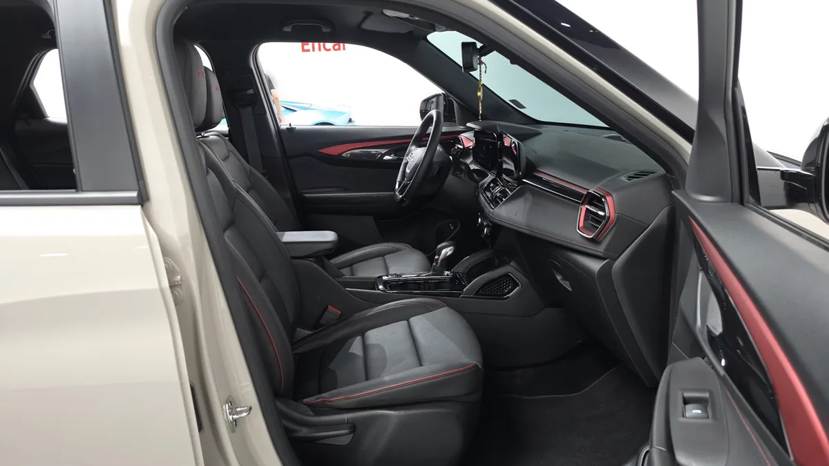 Chevrolet (GM Korea) Trailblazer interior detail