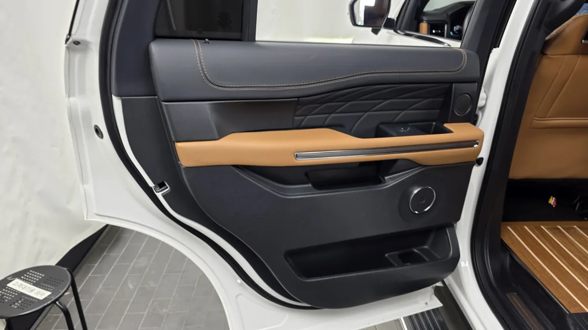Ford Expedition interior detail