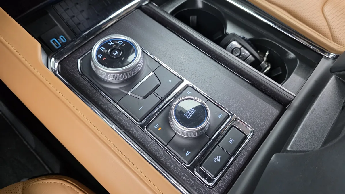 Ford Expedition interior detail
