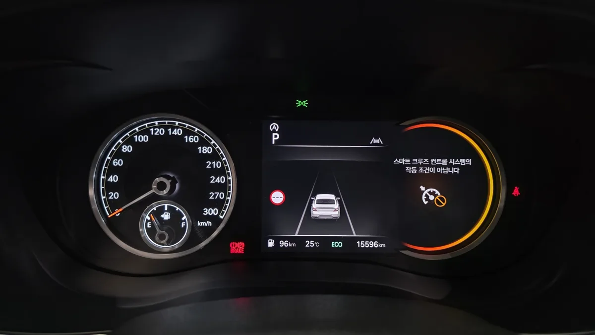 Genesis G70 interior detail