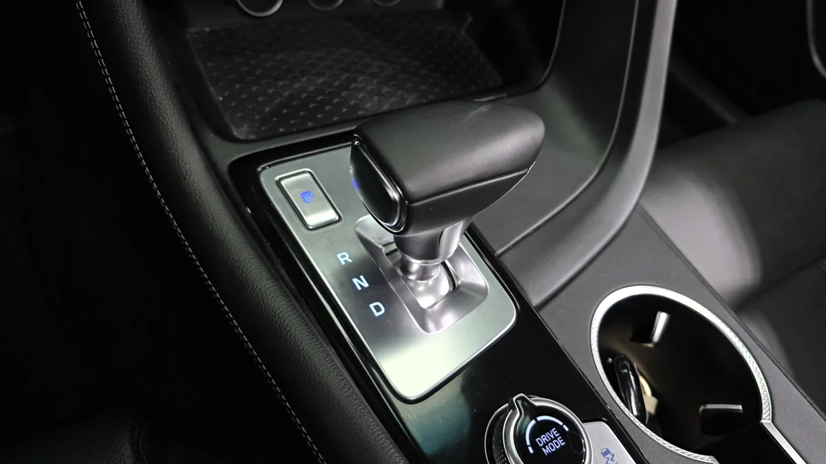Genesis G70 interior detail