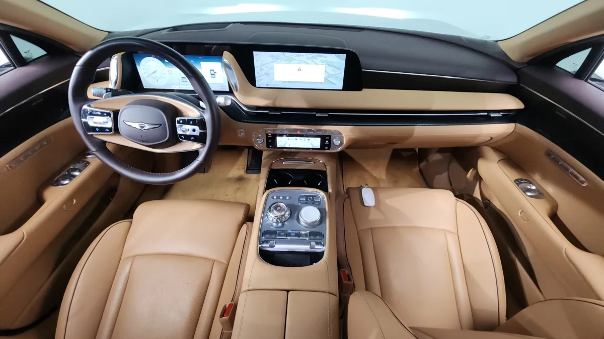 Genesis G90 interior detail