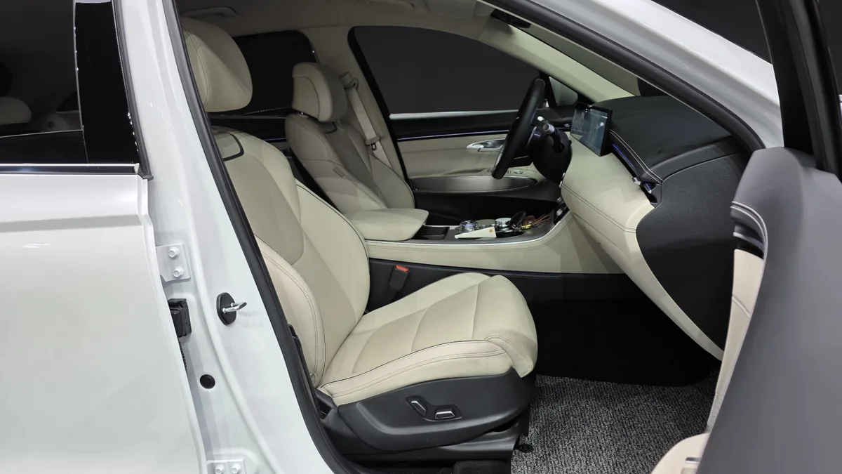 Genesis GV70 interior detail