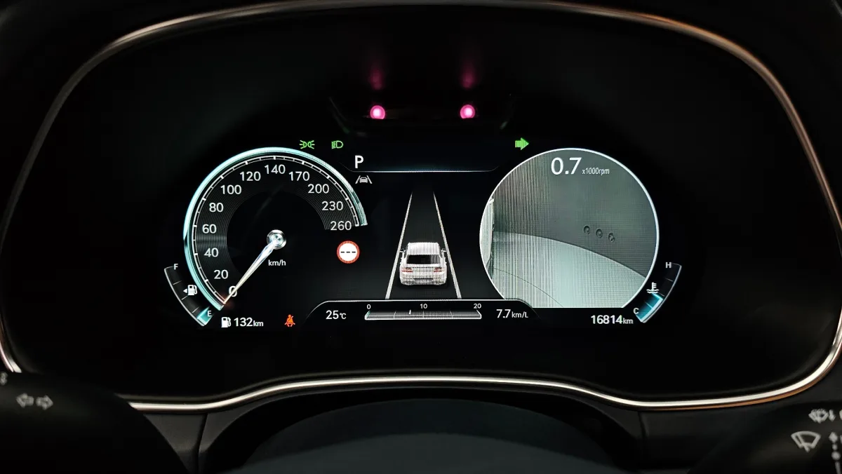 Genesis GV80 digital instrument cluster
