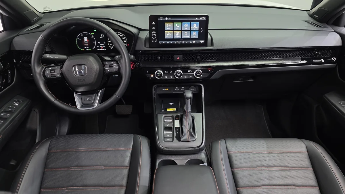 Honda CR-V interior detail