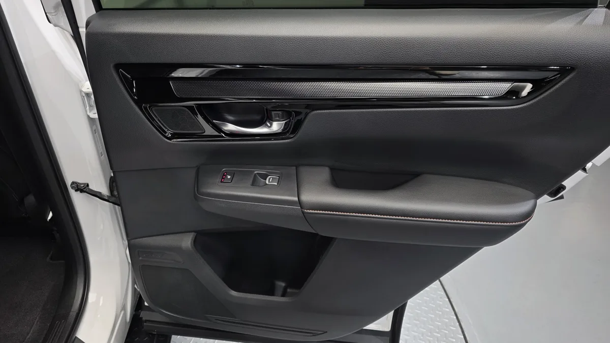 Honda CR-V interior detail