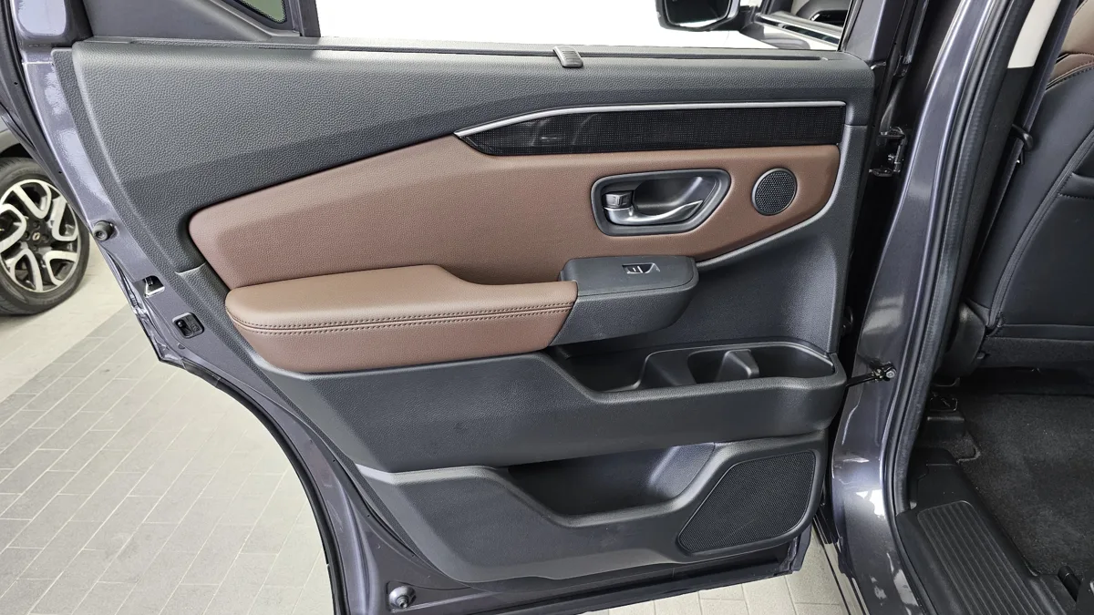 Honda Pilot interior detail
