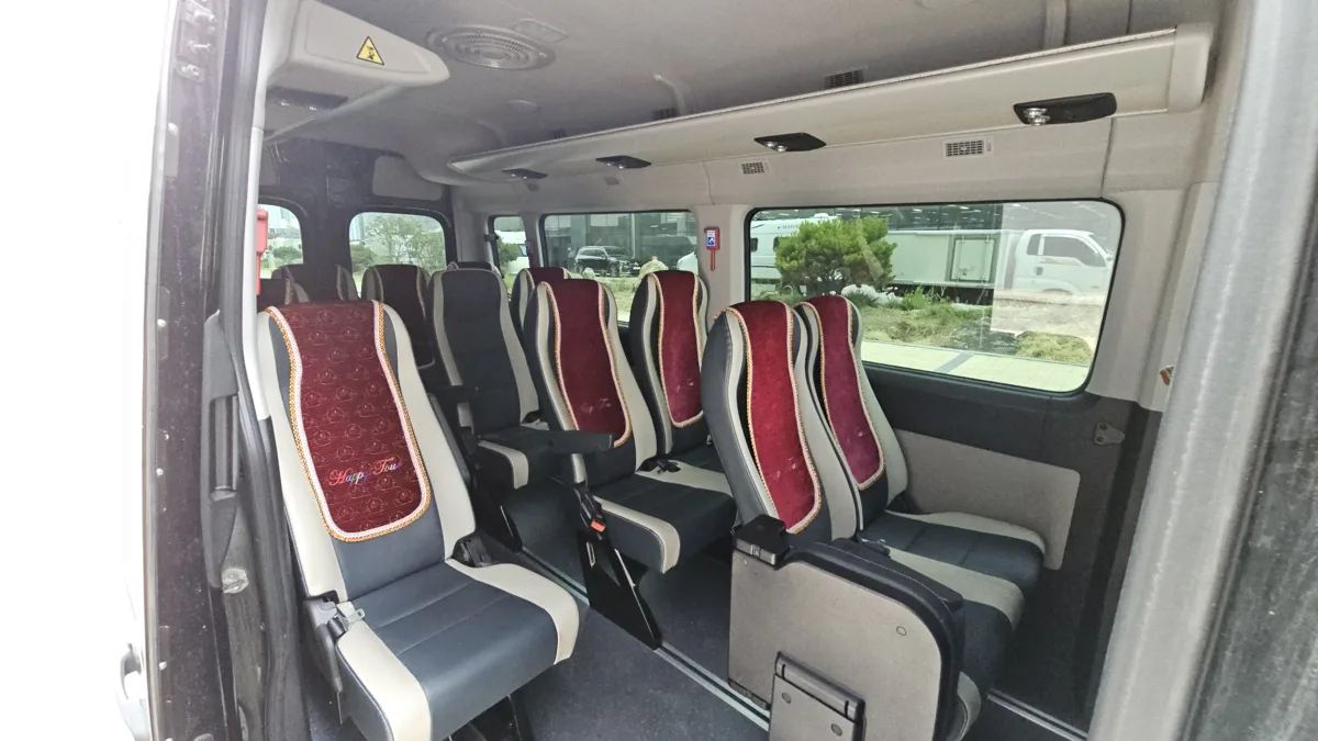 Hyundai H350 (Solati) interior detail