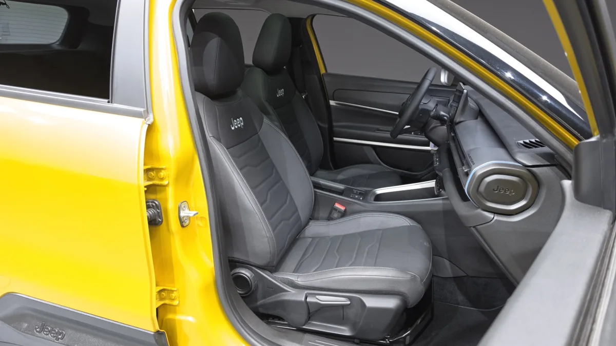 Jeep Avenger interior detail